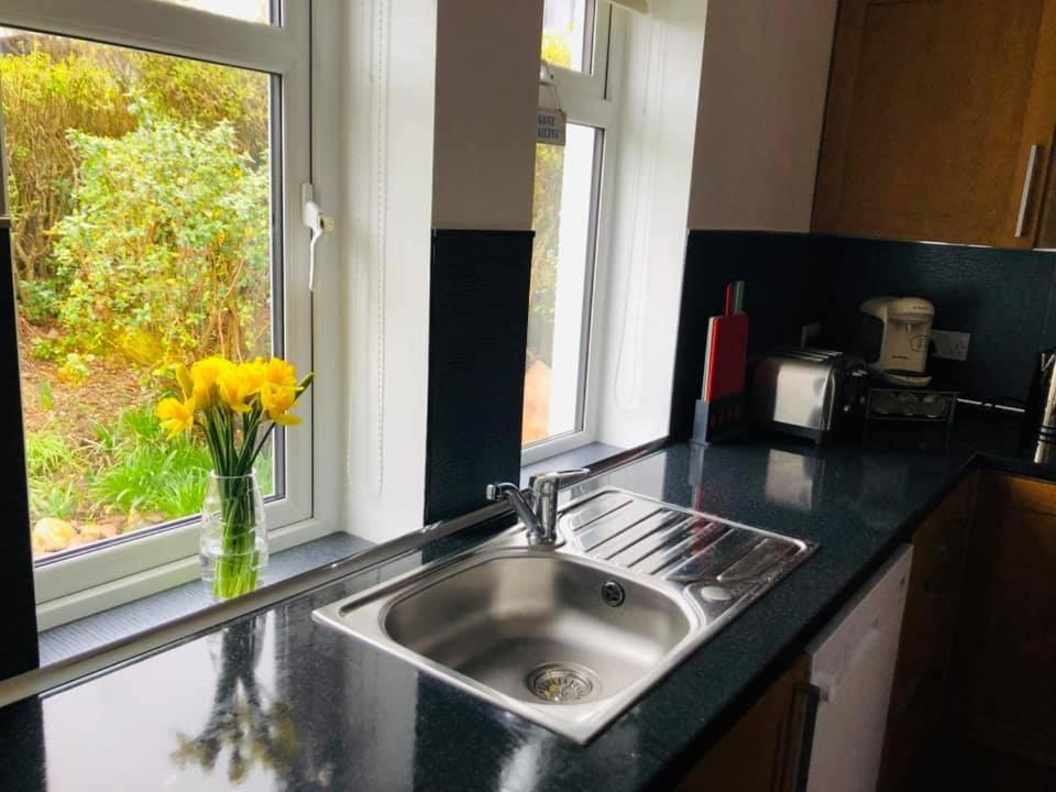Cosy 3 Bedroom Home In Centre Of Brodick Ngoại thất bức ảnh